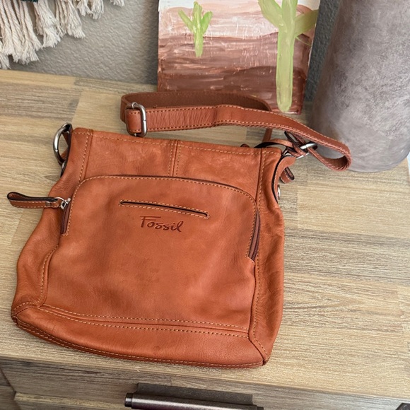 Fossil Cognac Leather Crossbody Bag - Picture 1 of 8
